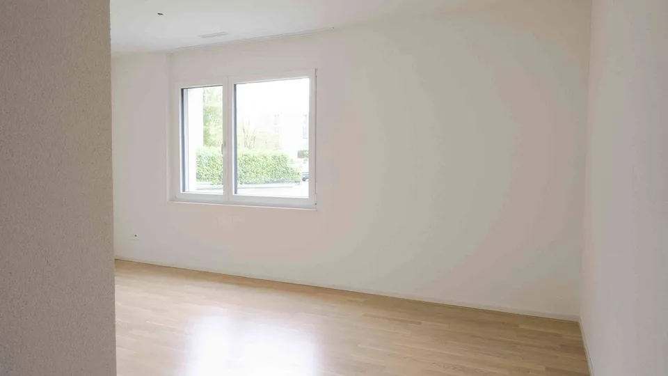 Hochwertige 3.5 -Zimmer Wohnung/1. OG/Minergie-Standard/NK-Pauschale