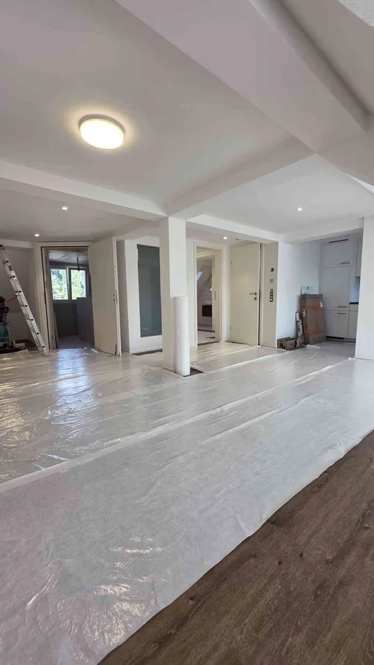 Absolut schönes Dg/Wohnung mit Klimaanlage