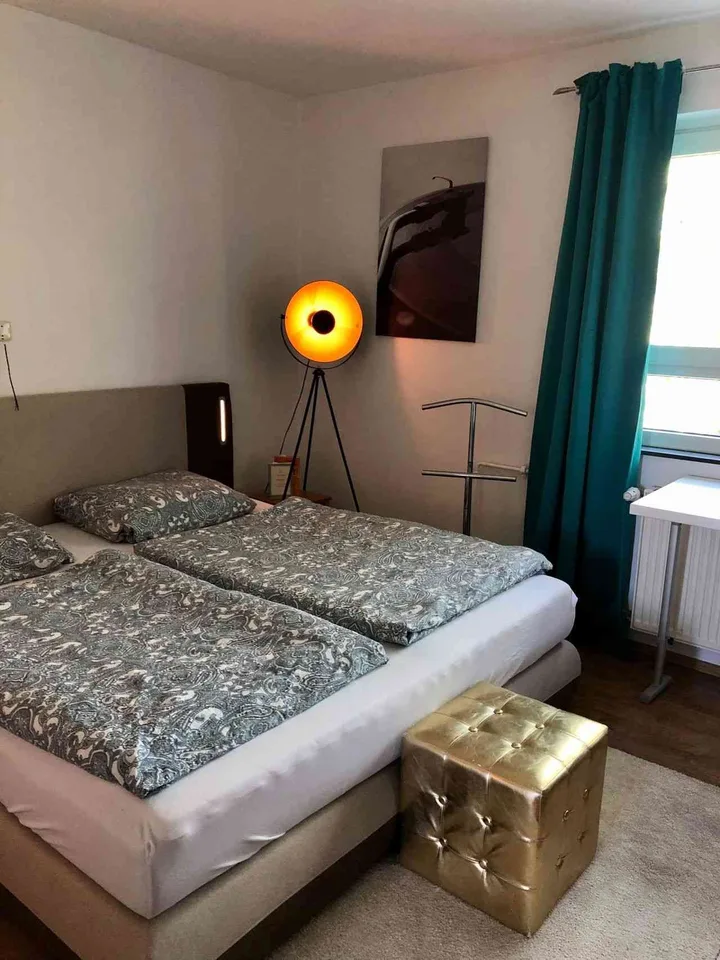 50qm hell zentral 2 Zimmer Apartment
