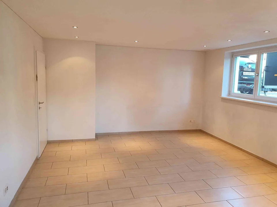 helle und geräumige 3-Zimmerwohnung mit Gartensitzplatz