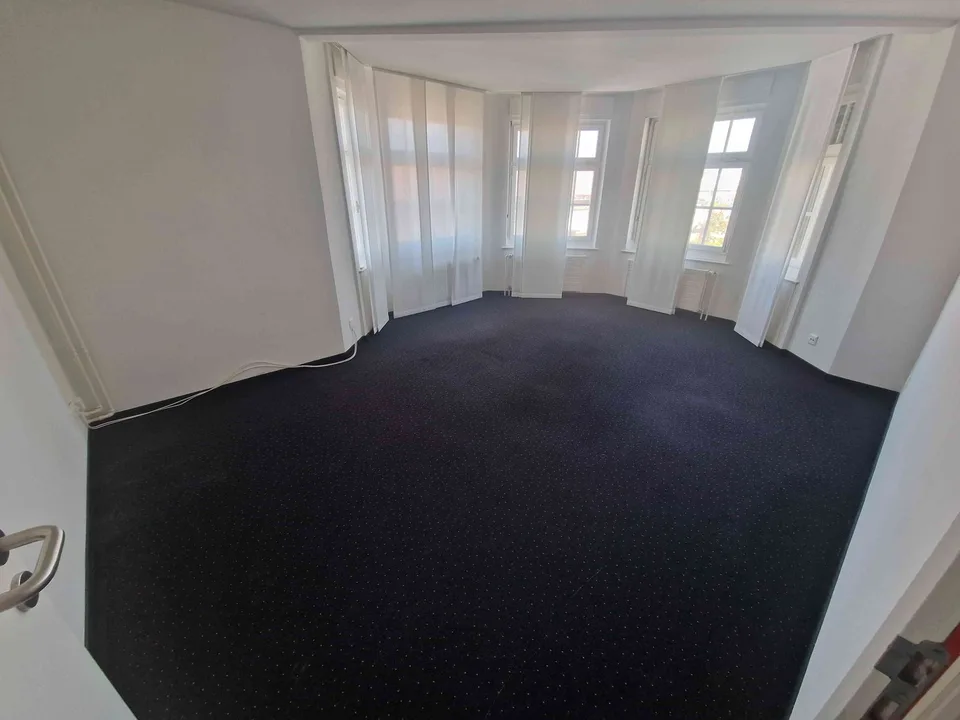 Büro zum vermieten