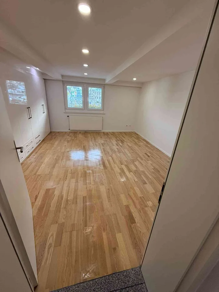 Gemütliches Reihenhaus mit Garten und Parkplatz