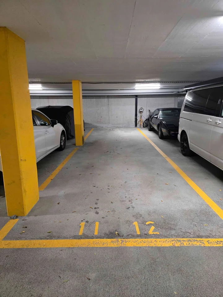 Doppelparkplatz in Tiefgarage