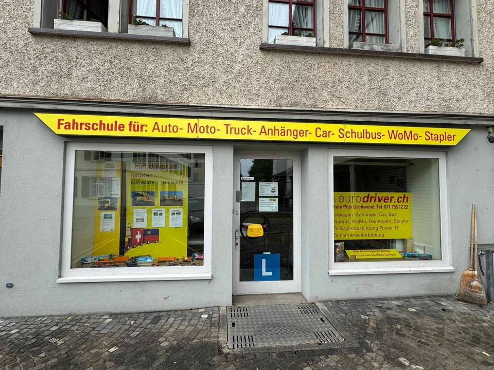 zu vermieten im Zentrum von Altstätten Verkaufs- Schulungs- Praxisraum