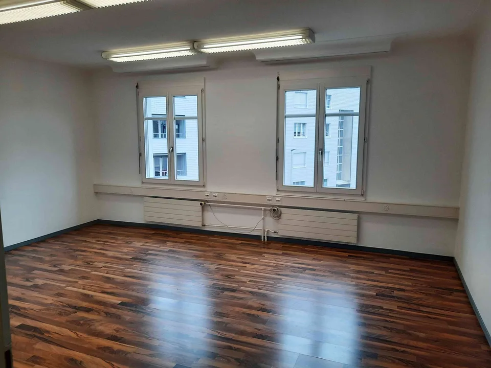 Büro zu vermieten