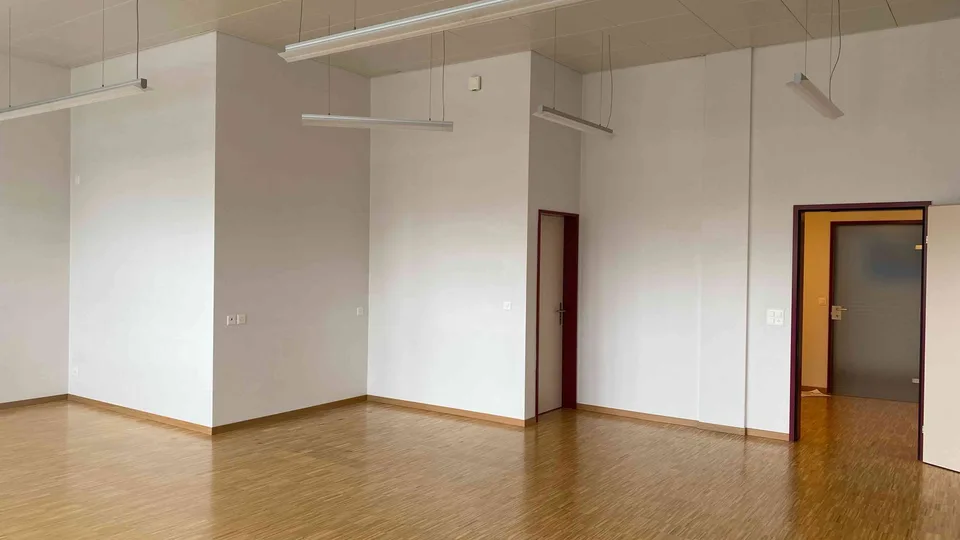 Attraktive Praxis-, Büroräume an bester Lage (keine Wohnung)