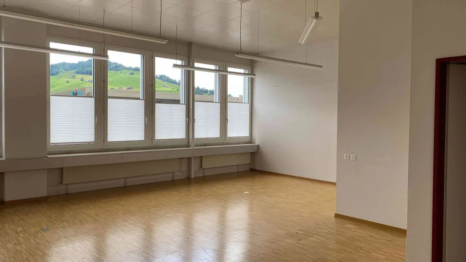 Attraktive Praxis-, Büroräume an bester Lage (keine Wohnung)
