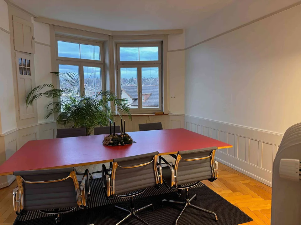 14m2 Büro in kreativem Arbeitsumfeld