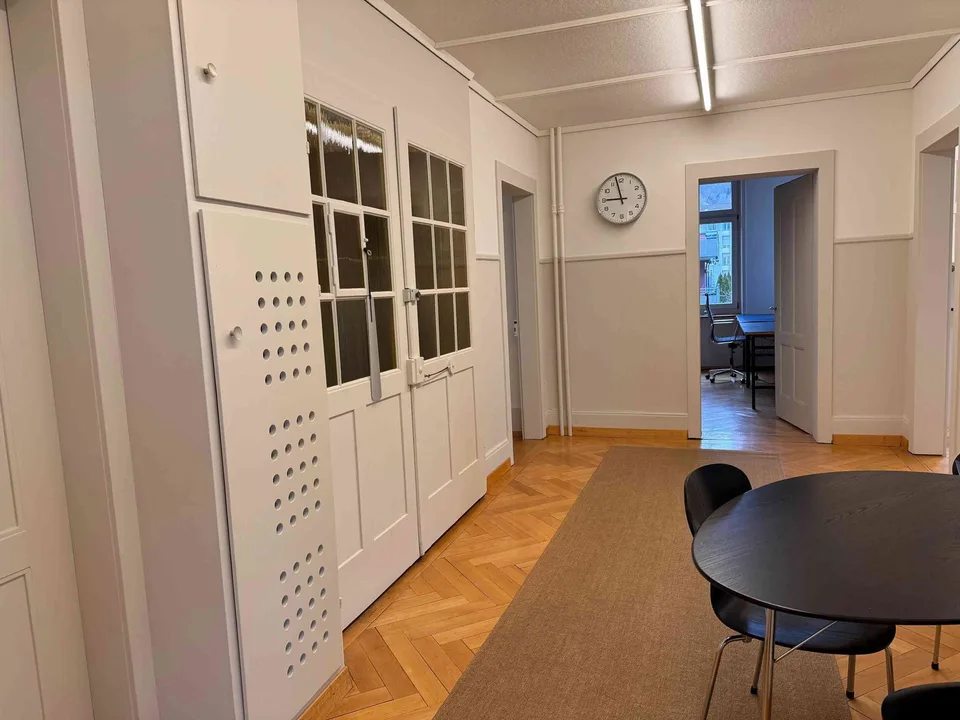 14m2 Büro in kreativem Arbeitsumfeld