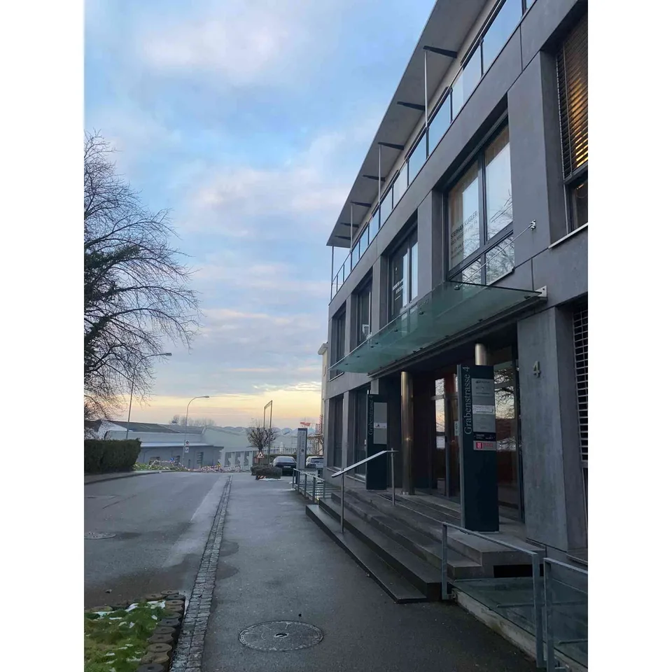 helles Büro mit ca. 90?, zentral in Arbon