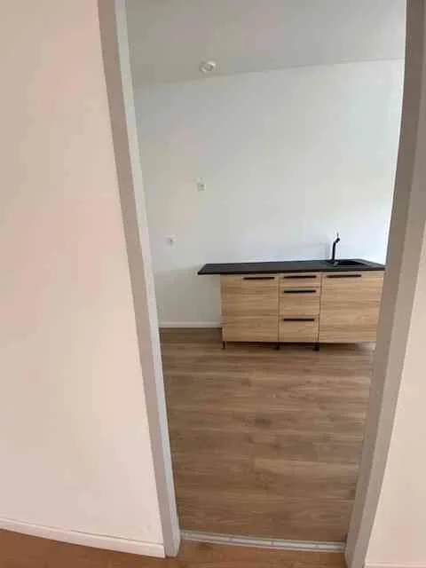 Büros, Lager, ab 50 - 1000 qm zu vermieten