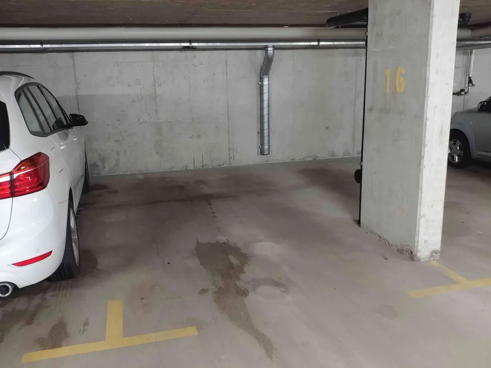 Garagenplatz in Tiefgarage zu vermieten