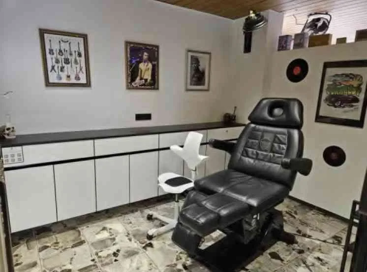 Tattoobox in Tattoostudio in Grenznähe zu vermieten