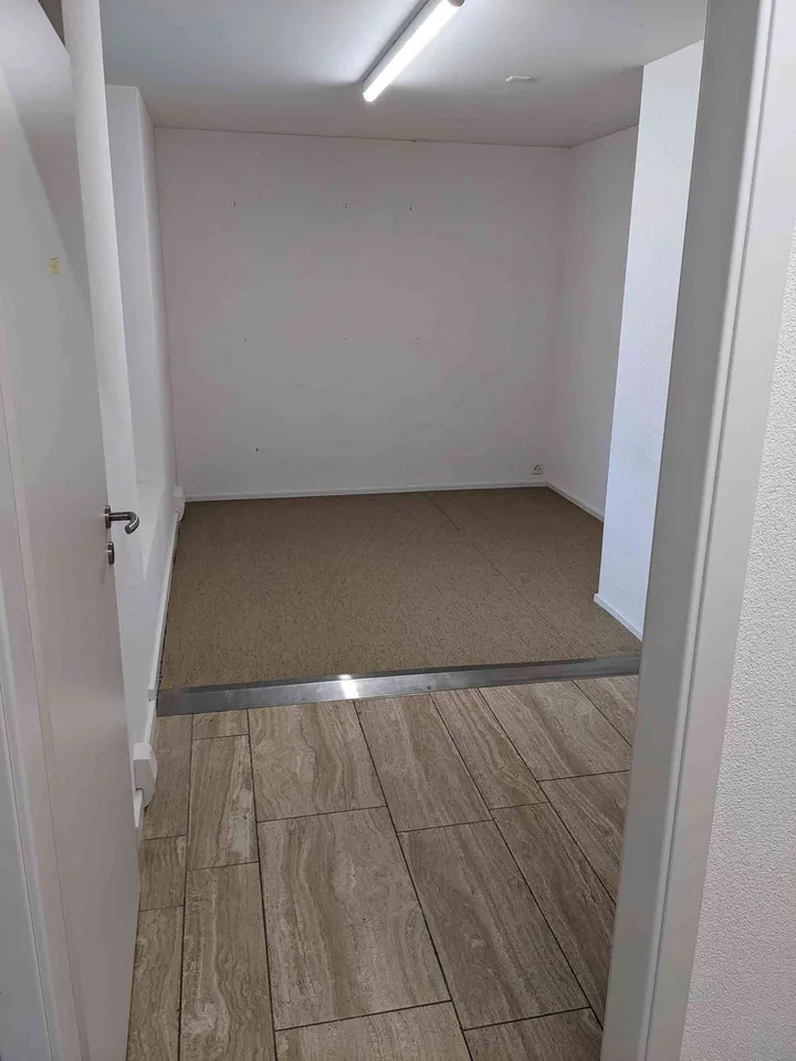 grosszügiges Gewerbelokal an zentraler Lage, Arbon