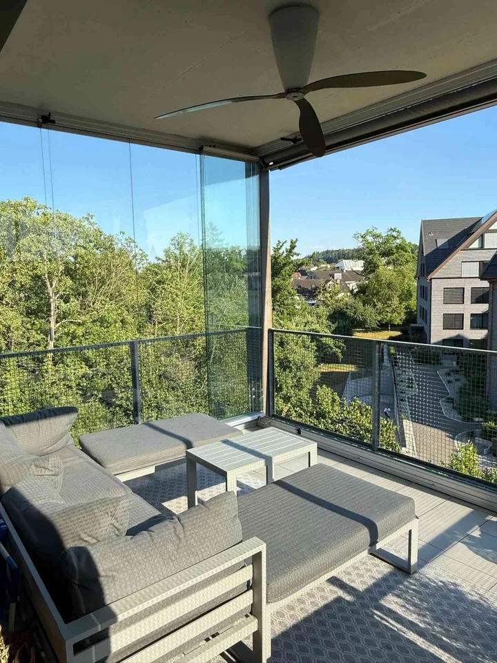Moderne 5.5 Zimmer in Bottighofen