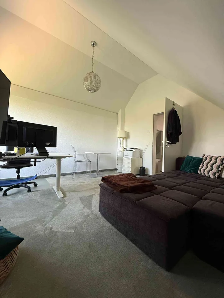Moderne 5.5 Zimmer in Bottighofen