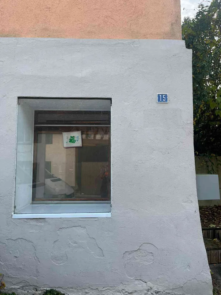 Gewerberaum mit Schaufenster