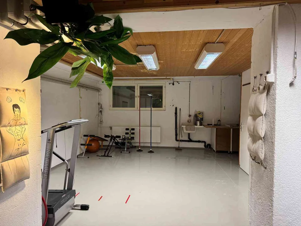 Gewerberaum mit Schaufenster