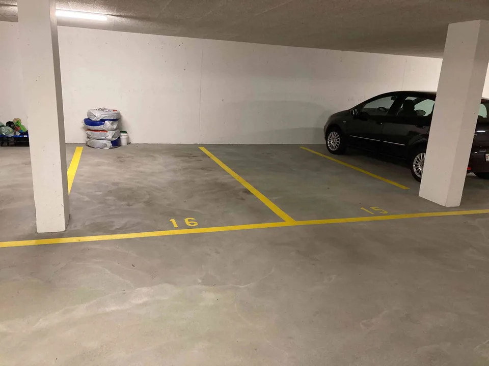 Tiefgaragenplätze Nähe Bahnhof zu vermieten