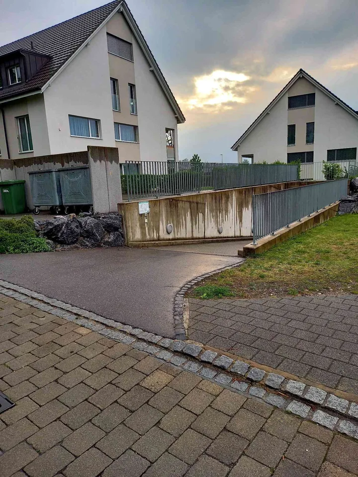 Tiefgaragen Parkplatz