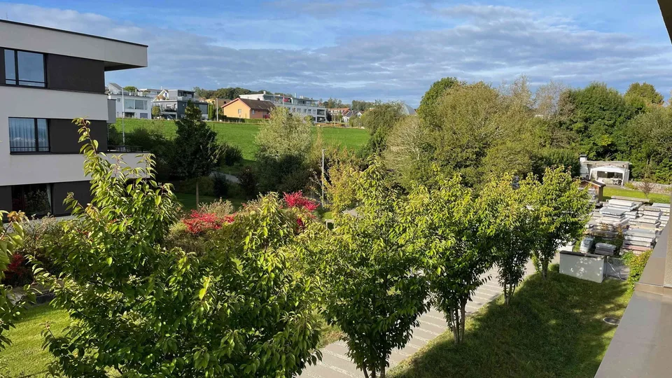 Möblierte Share-Wohnung – zu 80 % alleine, Vermieter alle 5 Wochen da