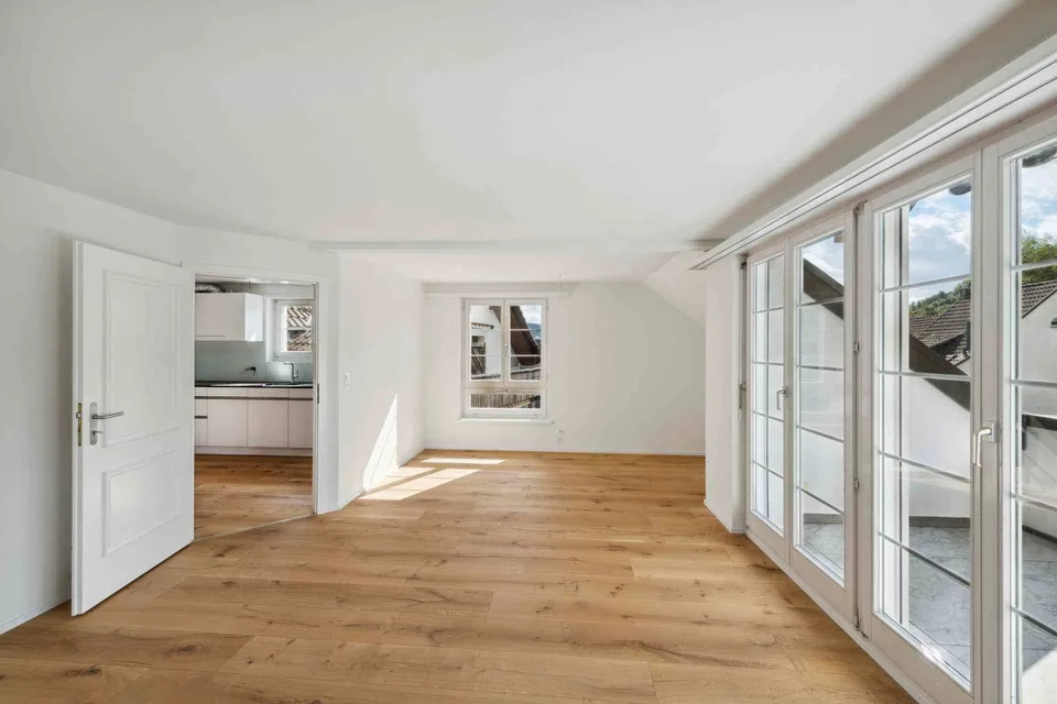 Kernsanierte 5.5-Zimmer Maisonette-Wohnung