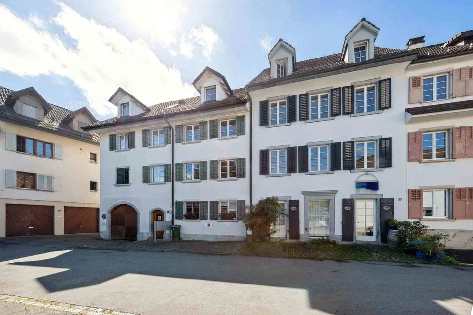 Kernsanierte 5.5-Zimmer Maisonette-Wohnung