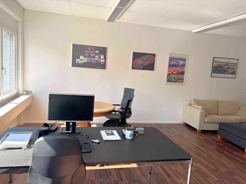 Büro AO2 43 m2