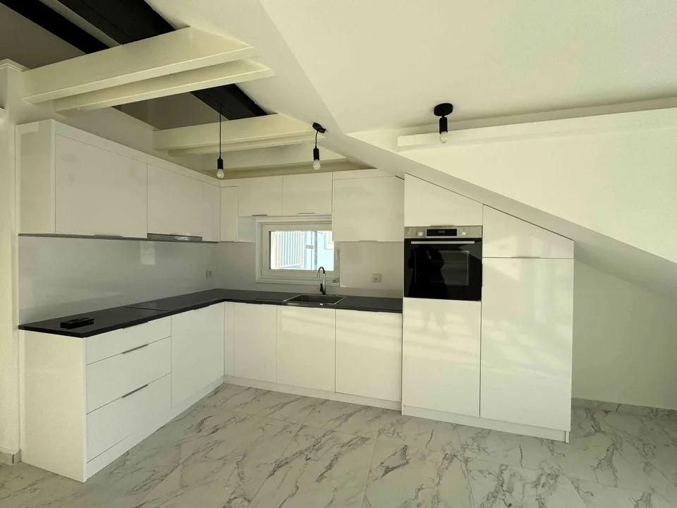 4.5-Zimmer-Dachwohnung auf Wunsch 2x 2.5-Zimmer-Dachwohnung