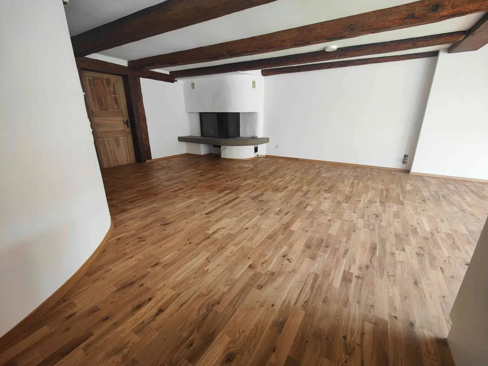 grosszügiges 6.5 Zimmer Altstadthaus mit Garten