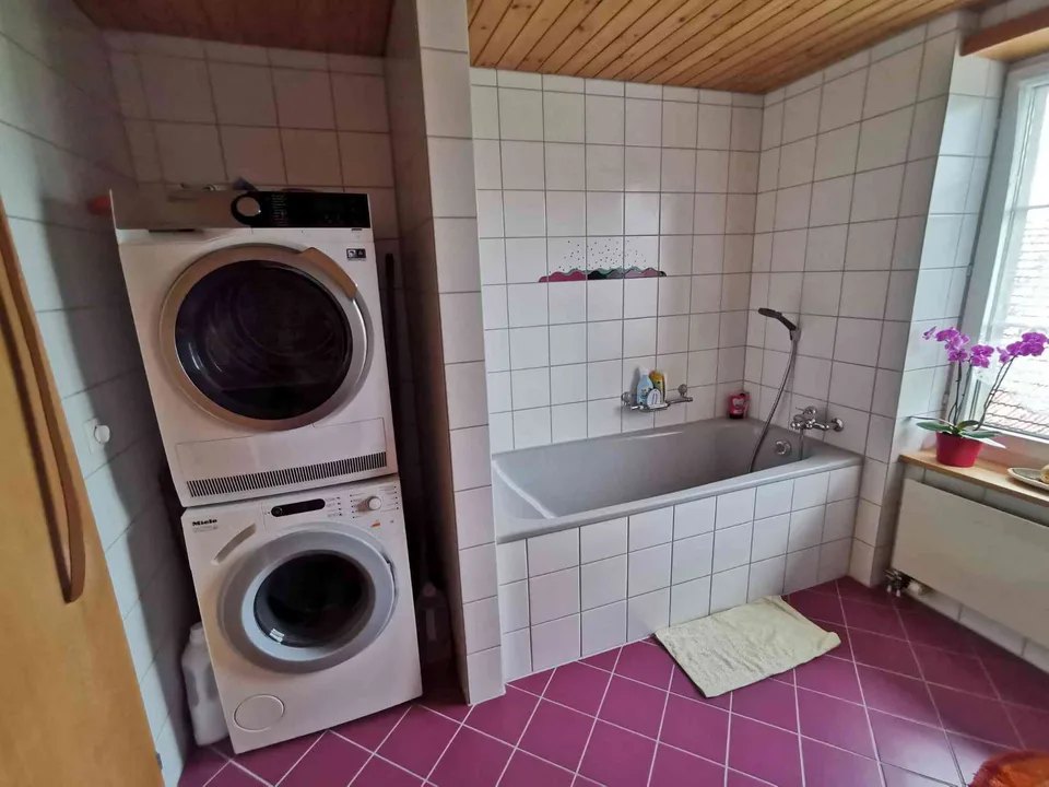 Schöne, helle 5.5-Zimmer-Maisonette Wohnung zu vermieten