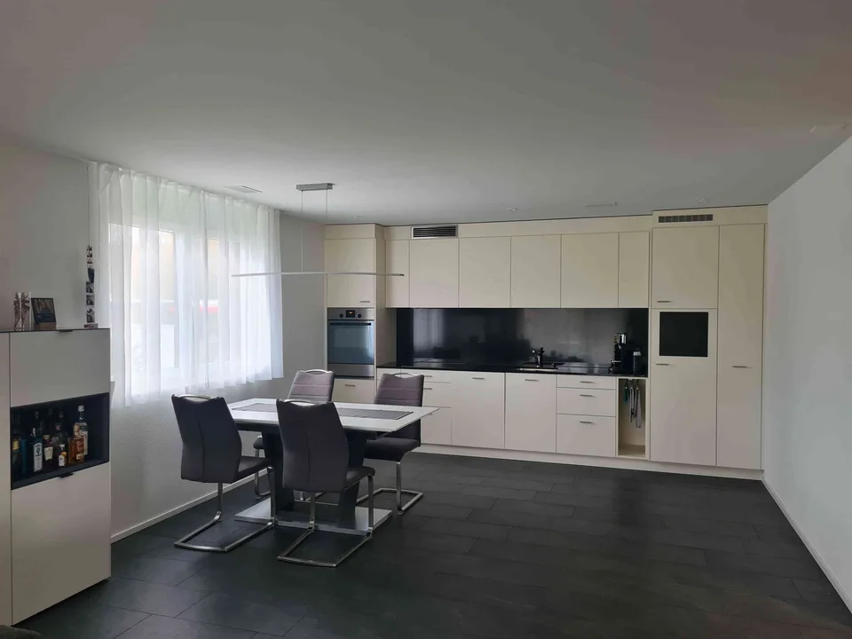 attraktive 3.5 Zimmer Wohnung