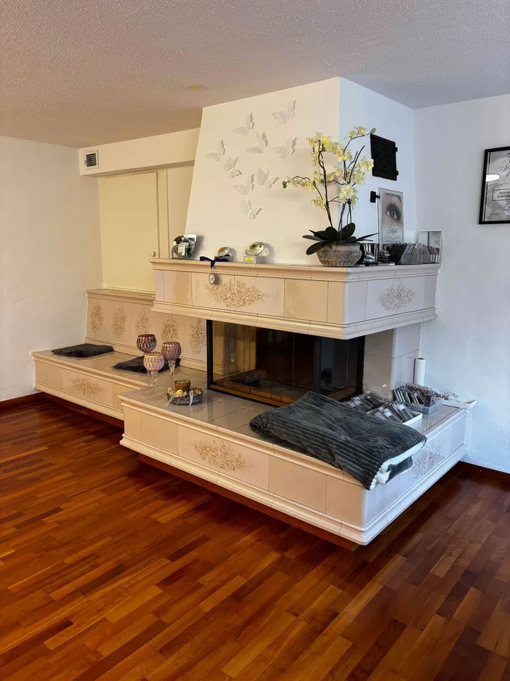 Beauty Zimmer oder Büro in Rafz in Co Miete