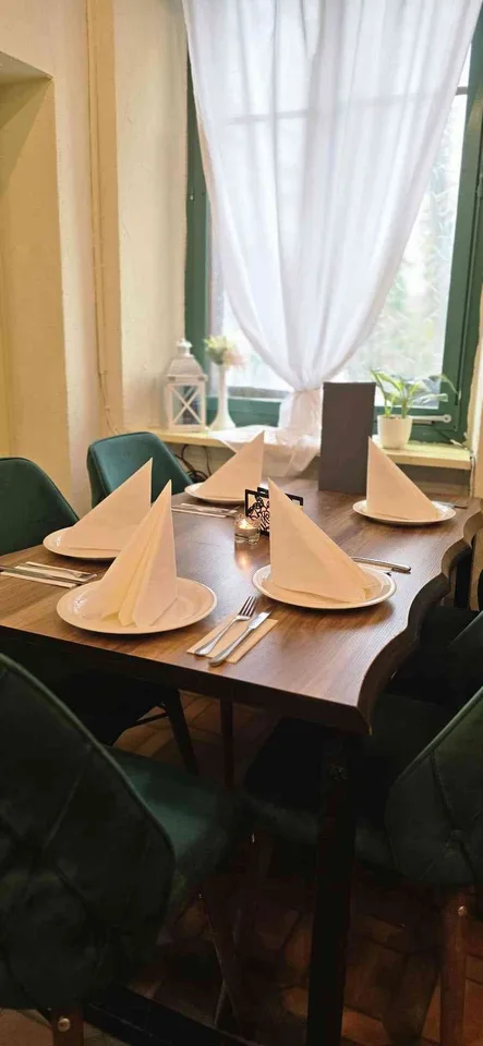 Schönes Speiserestaurant/Bar an einzigartiger Lage