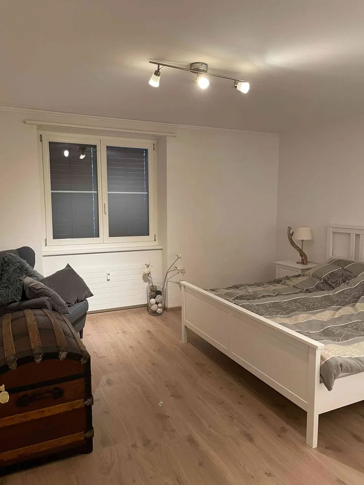 Grosse 4.5 Zimmer Whg