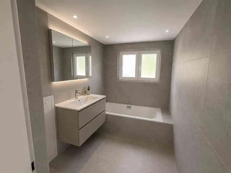 Moderne totalsanierte4.5 Zimmer EG-Wohnung an zentraler Lage in Gossau