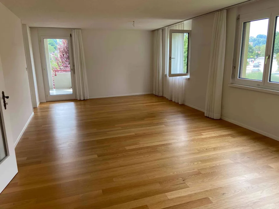 5-Zimmerwohnung an ruhiger, attraktiver Lage