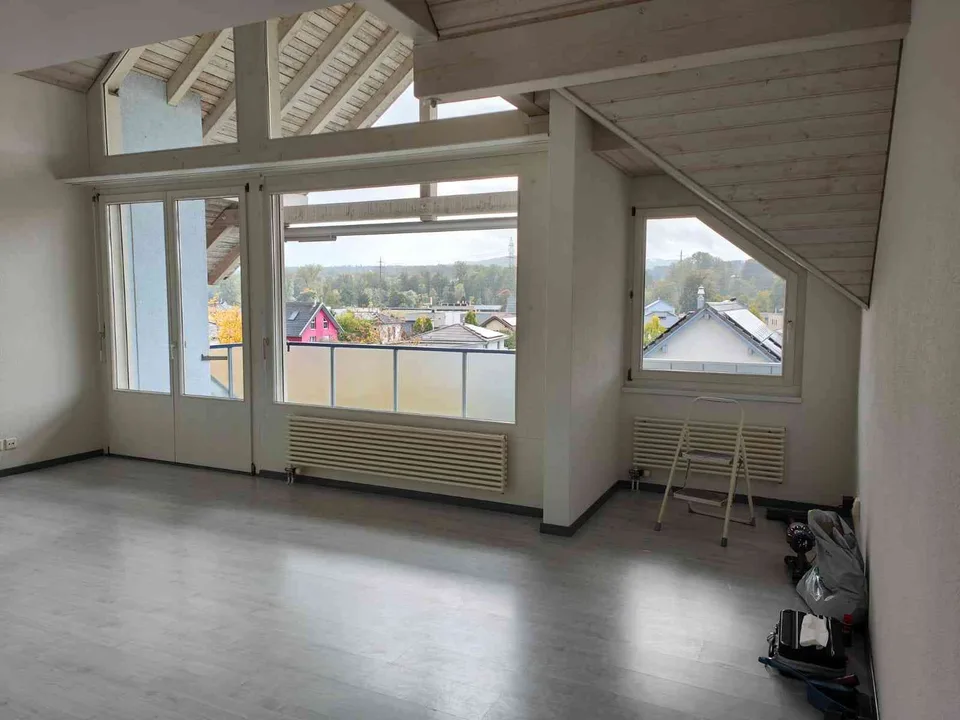 Schöne 4.5 Zimmer Maisonette Wohnung auf zwei Etagen Grosszügiges offe