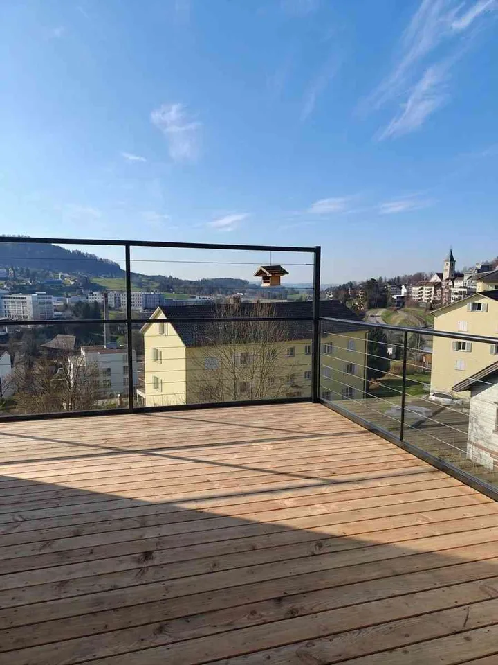 3.5 Zimmer, 75m2, im Zentrum, Gemeinschaftsterrasse mit Aussicht