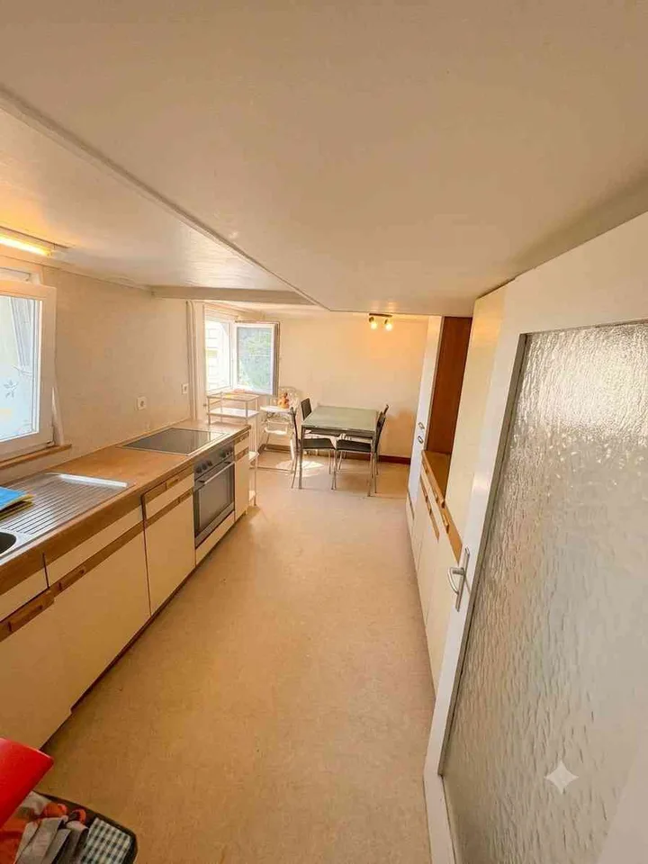 3.5 Zimmer, 75m2, im Zentrum, Gemeinschaftsterrasse mit Aussicht