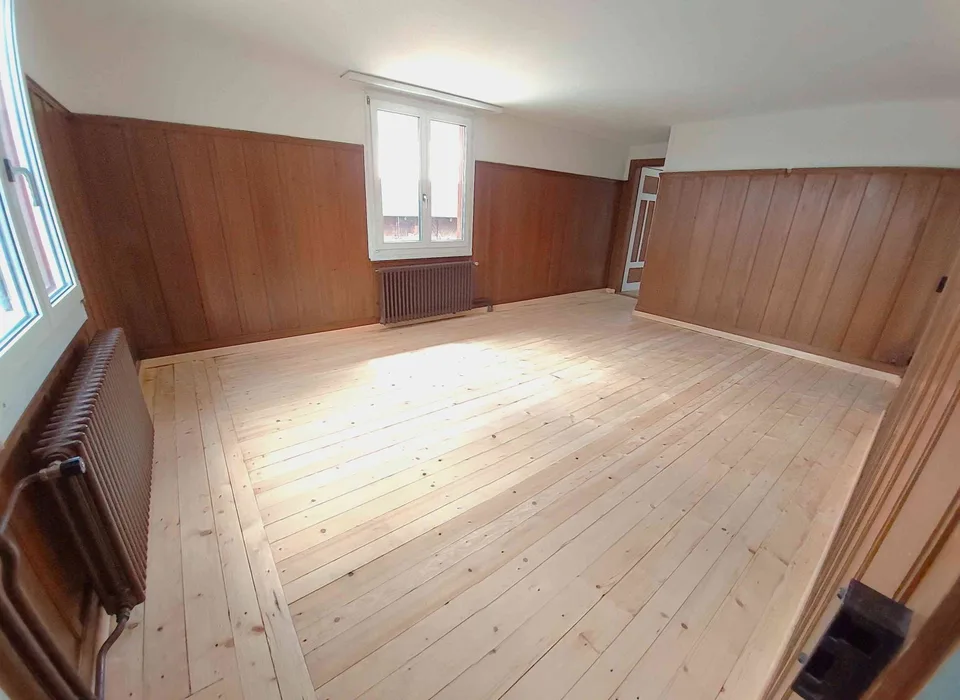 charmante 4.5 Zimmer Wohnung mit grossem Garten