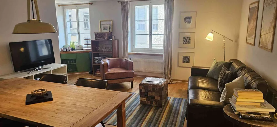 3½-Zimmer-Altstadtwohnung mit Südbalkon & Garage – Foto 6 von 9