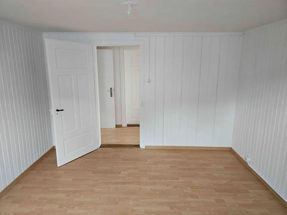 "3-Zimmer-Dachwohnung in Bazenheid"