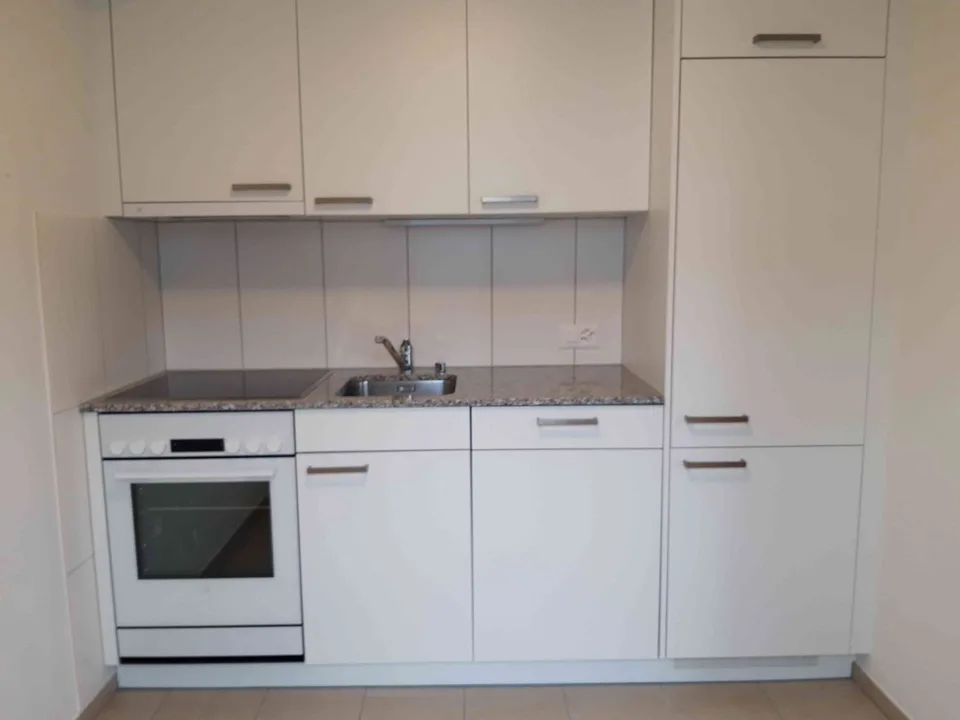 Diese schöne und helle 2-Zimmerwohnung befindet sich an ruhiger Lage