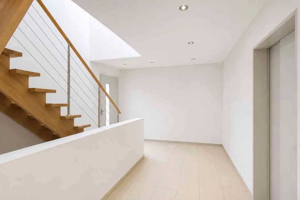 3.5 Zi-Wohnung / Haus mit Terrasse und zusätzlich im UG ein Zimmer