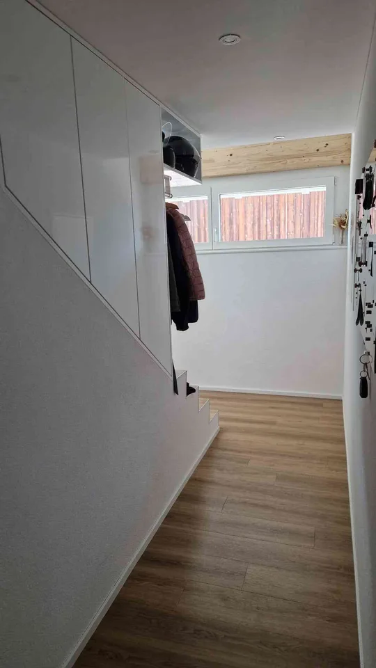 Moderne 4.5 Zimmerwohnung mit Traumhafter Bergsicht