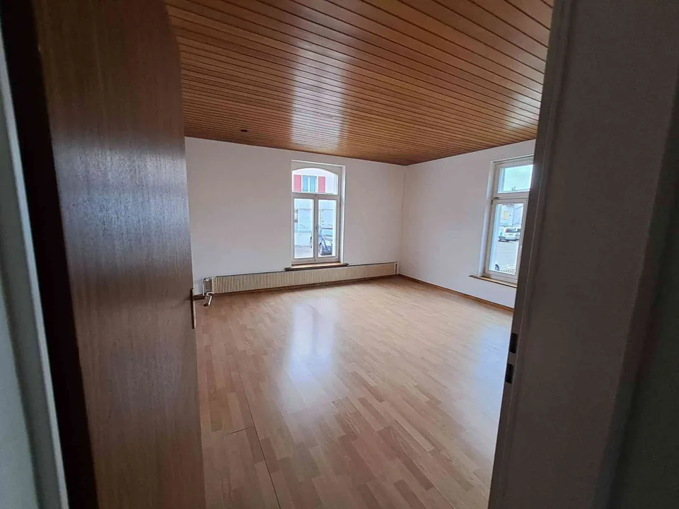 Erdgeschosswohnung mit Veranda Wohnung