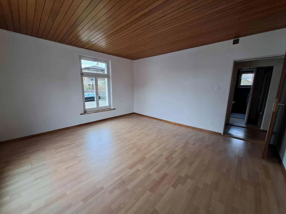 Erdgeschosswohnung mit Veranda Wohnung