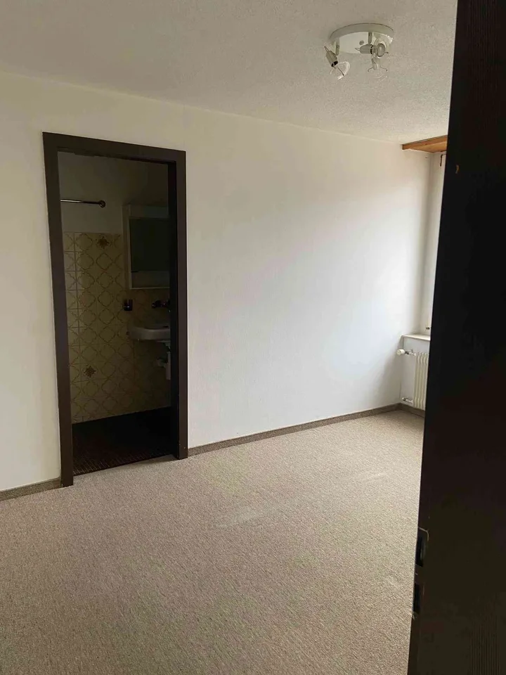 2.5-Zimmer-Wohnung im Erdgeschoss an ruhiger Lage