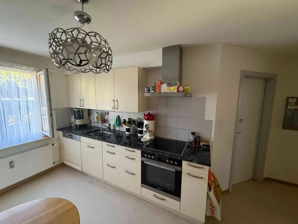 4.5 Zimmer EG Wohnung mit Gartenlaube